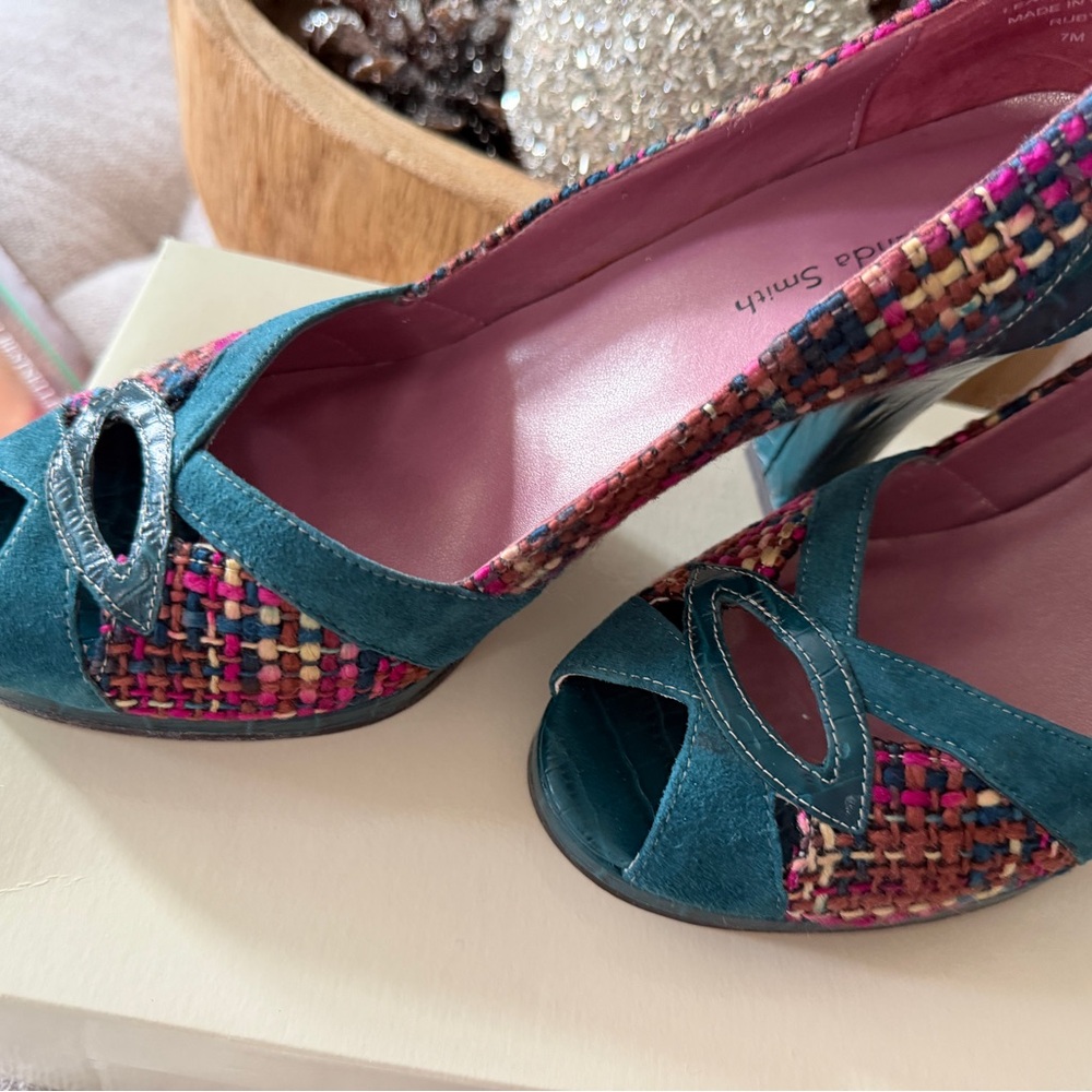 Amanda Smith Vibrant Tweed Peep Toe Heels - Picture 3 of 6
